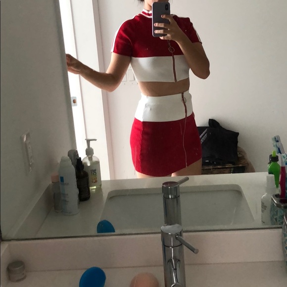 Hot & Delicious Dresses & Skirts - Crop top and skirt set